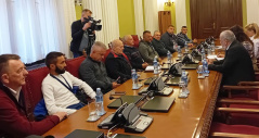 24. октобар 2024. Председник Одбора за пољопривреду, шумарство и водопривреду у разговору са представницима удружења пољопривредних савеза